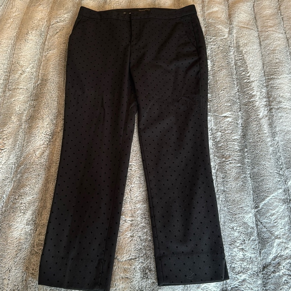 Banana Republic Women's Polka Dot Black Slacks - Size 8